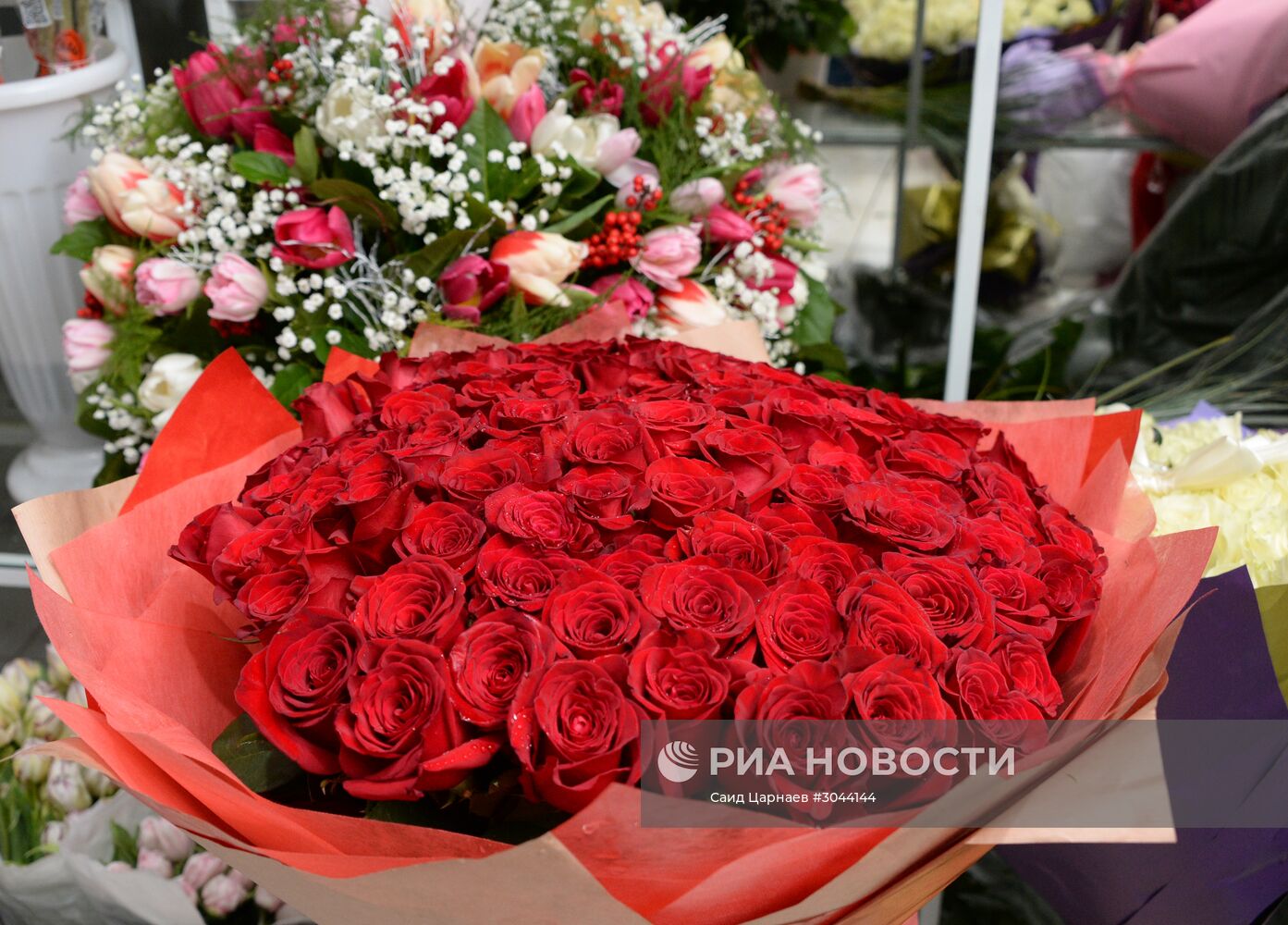 Цветы к 8 Марта в Грозном