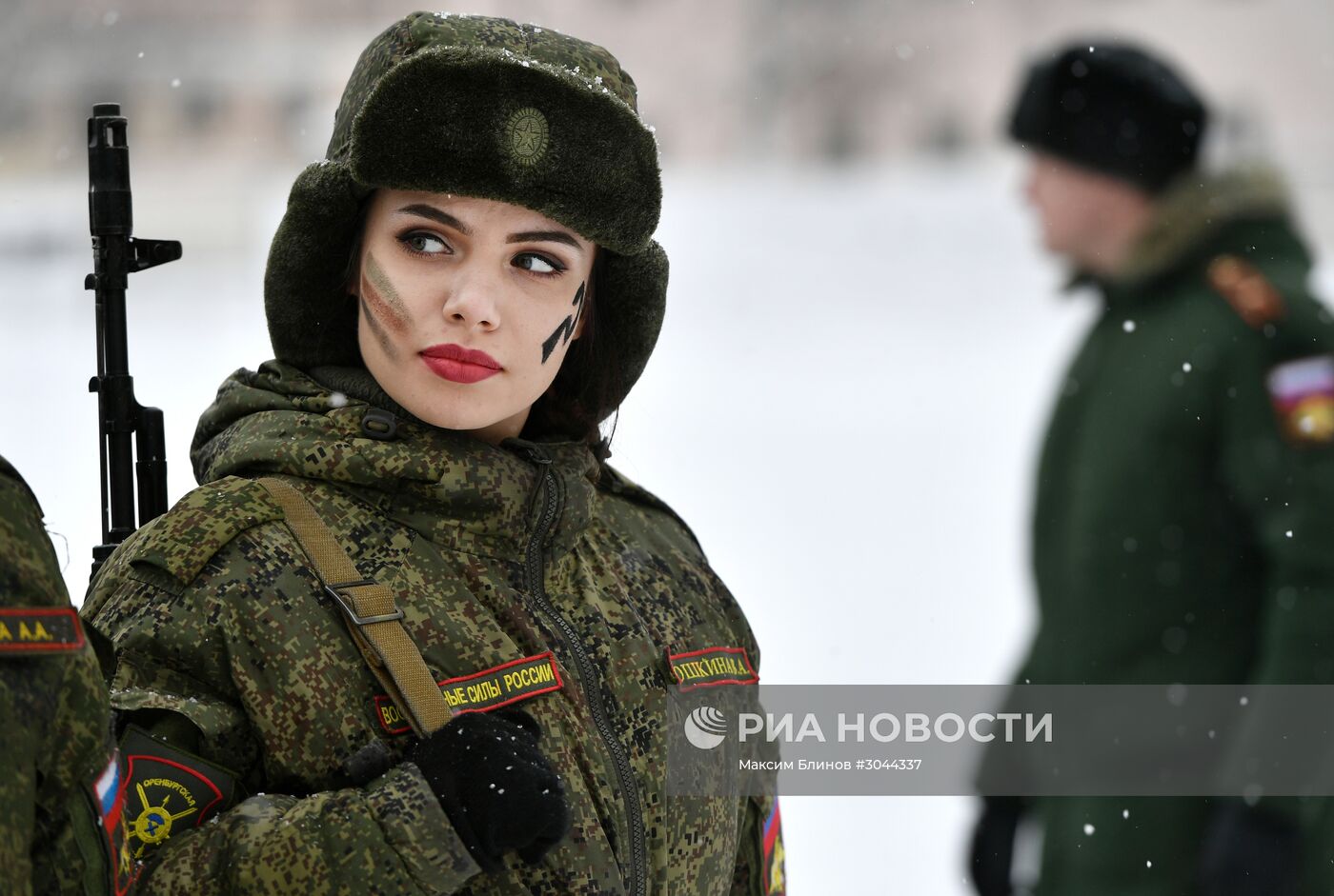 Конкурс красоты "Макияж под камуфляж"