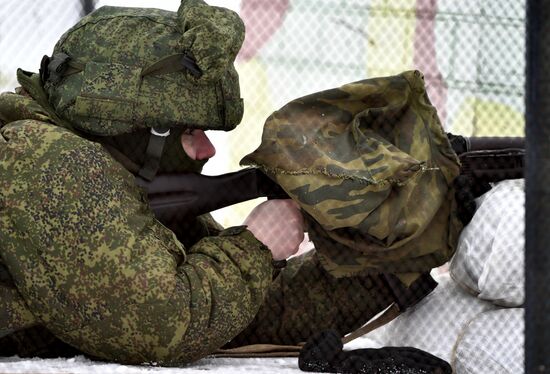 Конкурс красоты "Макияж под камуфляж"