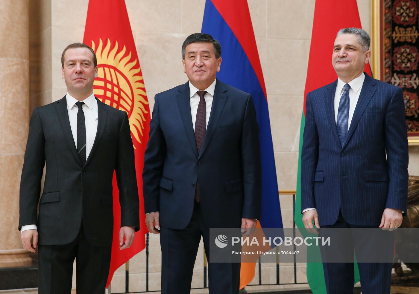 Официальный визит премьер-министра РФ Д. Медведева в Киргизию