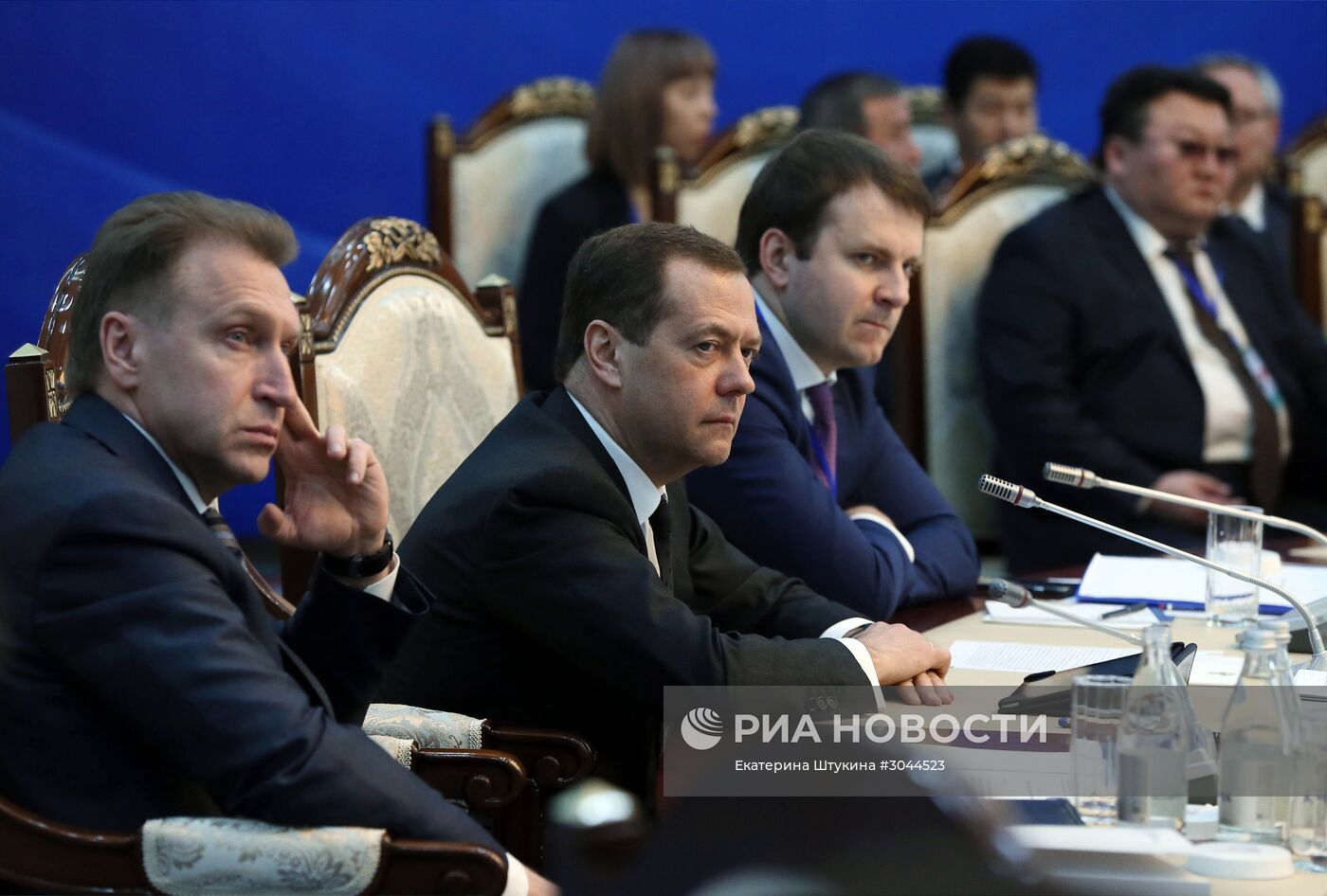 Официальный визит премьер-министра РФ Д. Медведева в Киргизию