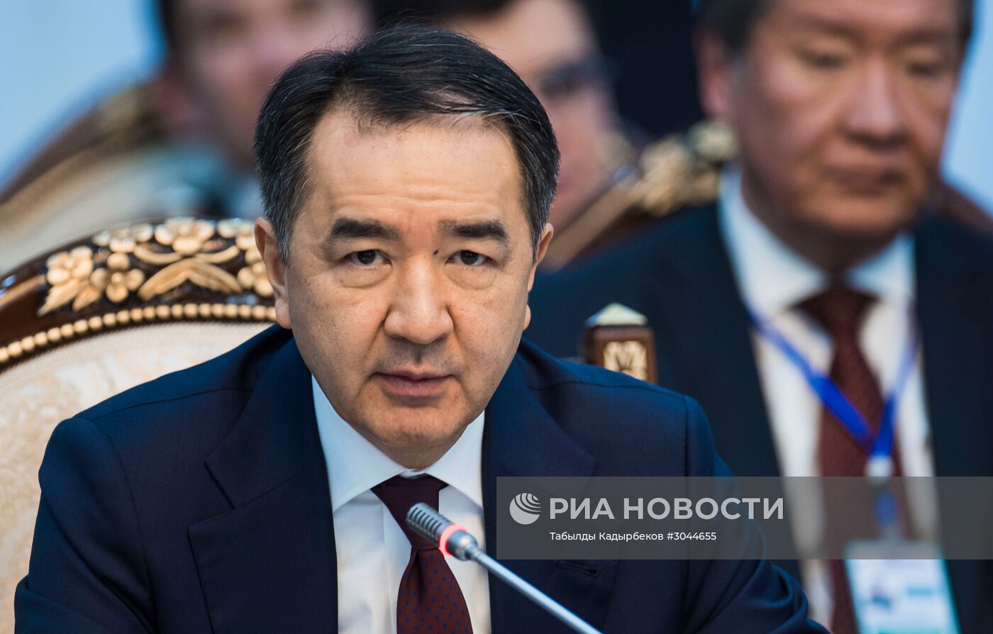 Официальный визит премьер-министра РФ Д. Медведева в Киргизию