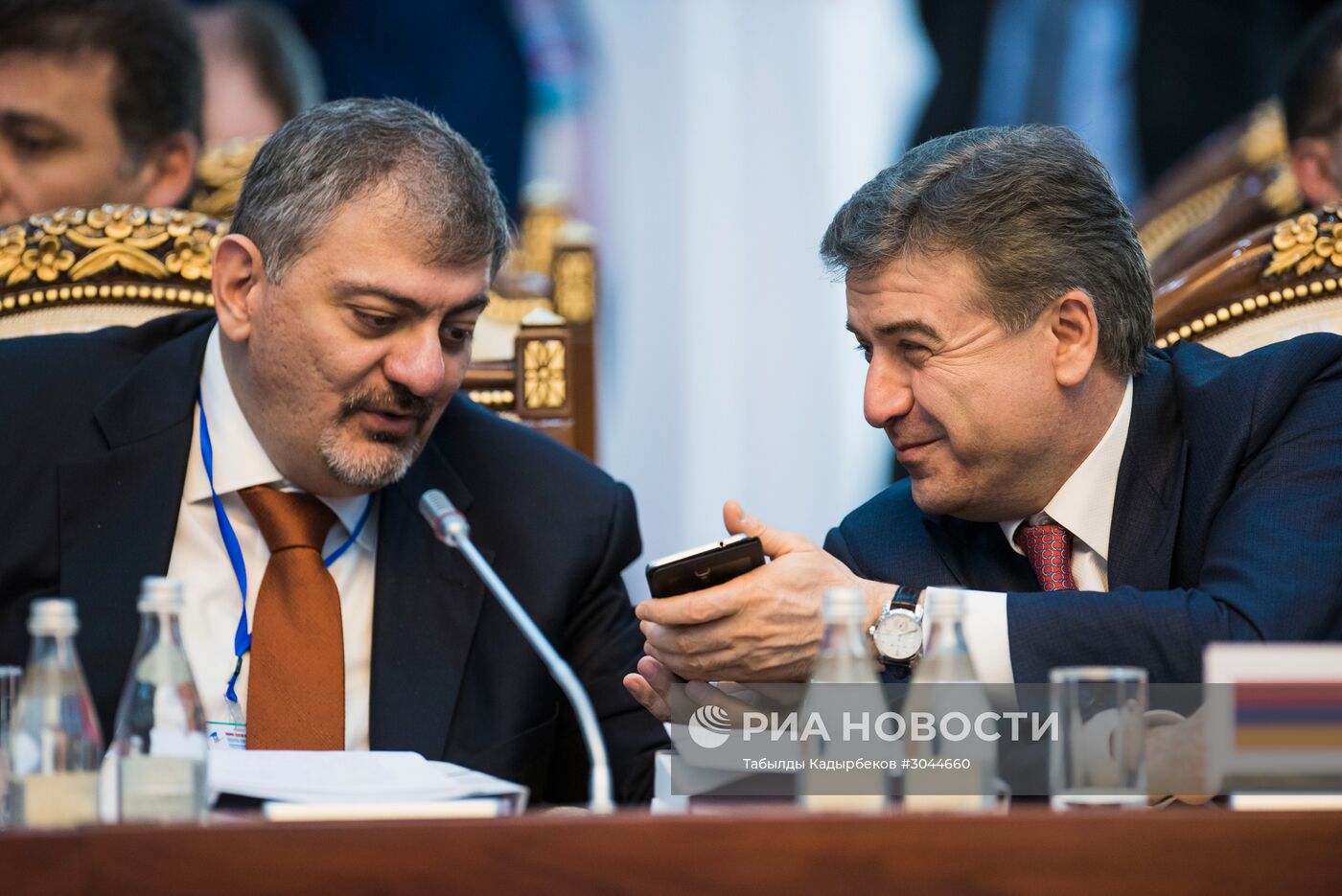 Официальный визит премьер-министра РФ Д. Медведева в Киргизию