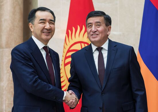 Официальный визит премьер-министра РФ Д. Медведева в Киргизию