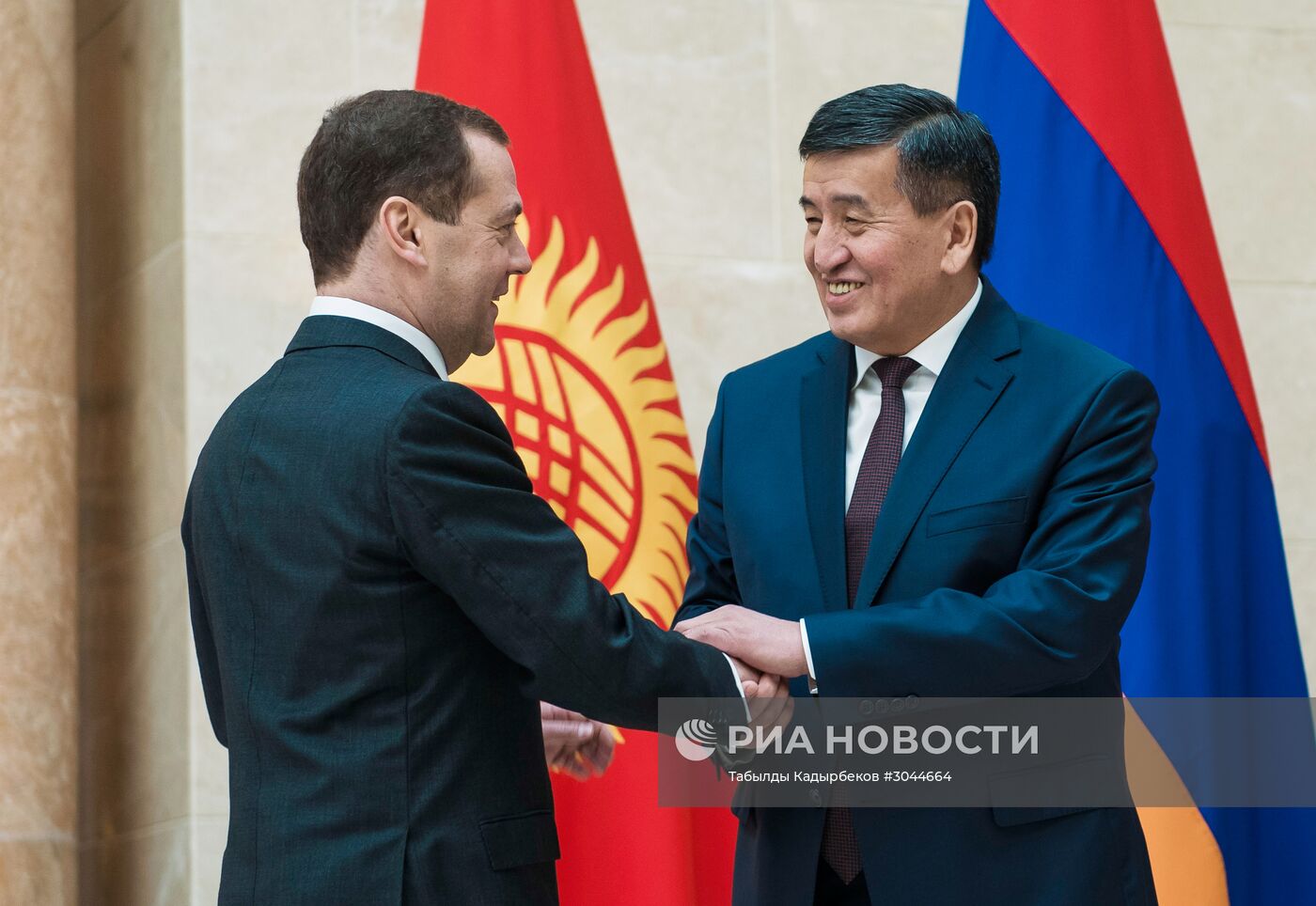 Официальный визит премьер-министра РФ Д. Медведева в Киргизию