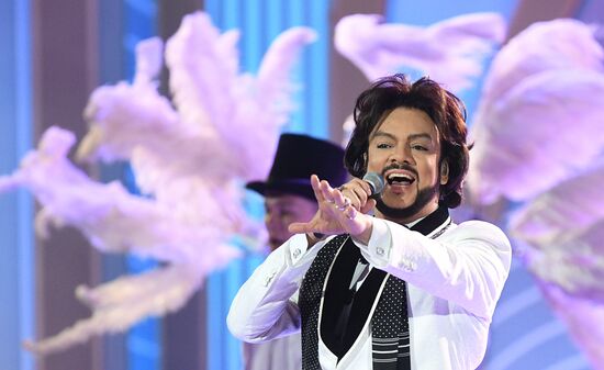 Праздничное шоу Валентина Юдашкина