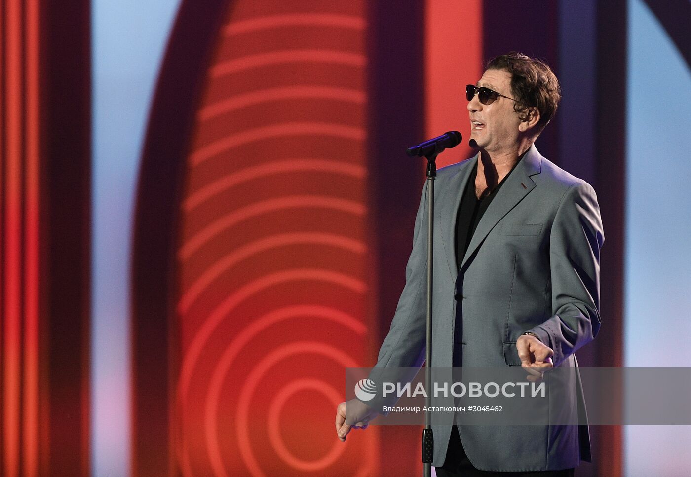 Праздничное шоу Валентина Юдашкина