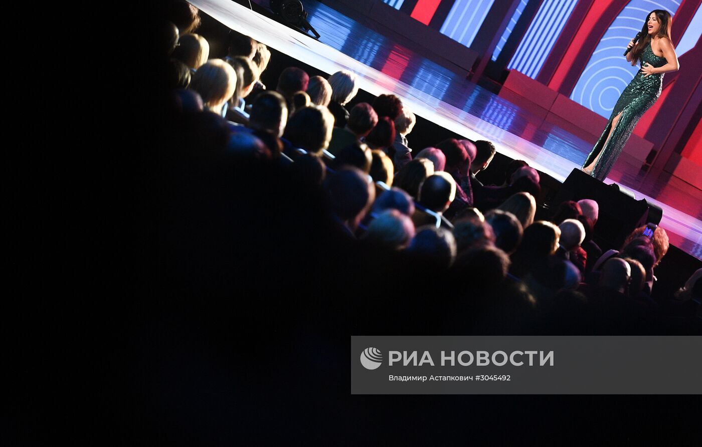 Праздничное шоу Валентина Юдашкина