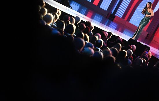 Праздничное шоу Валентина Юдашкина