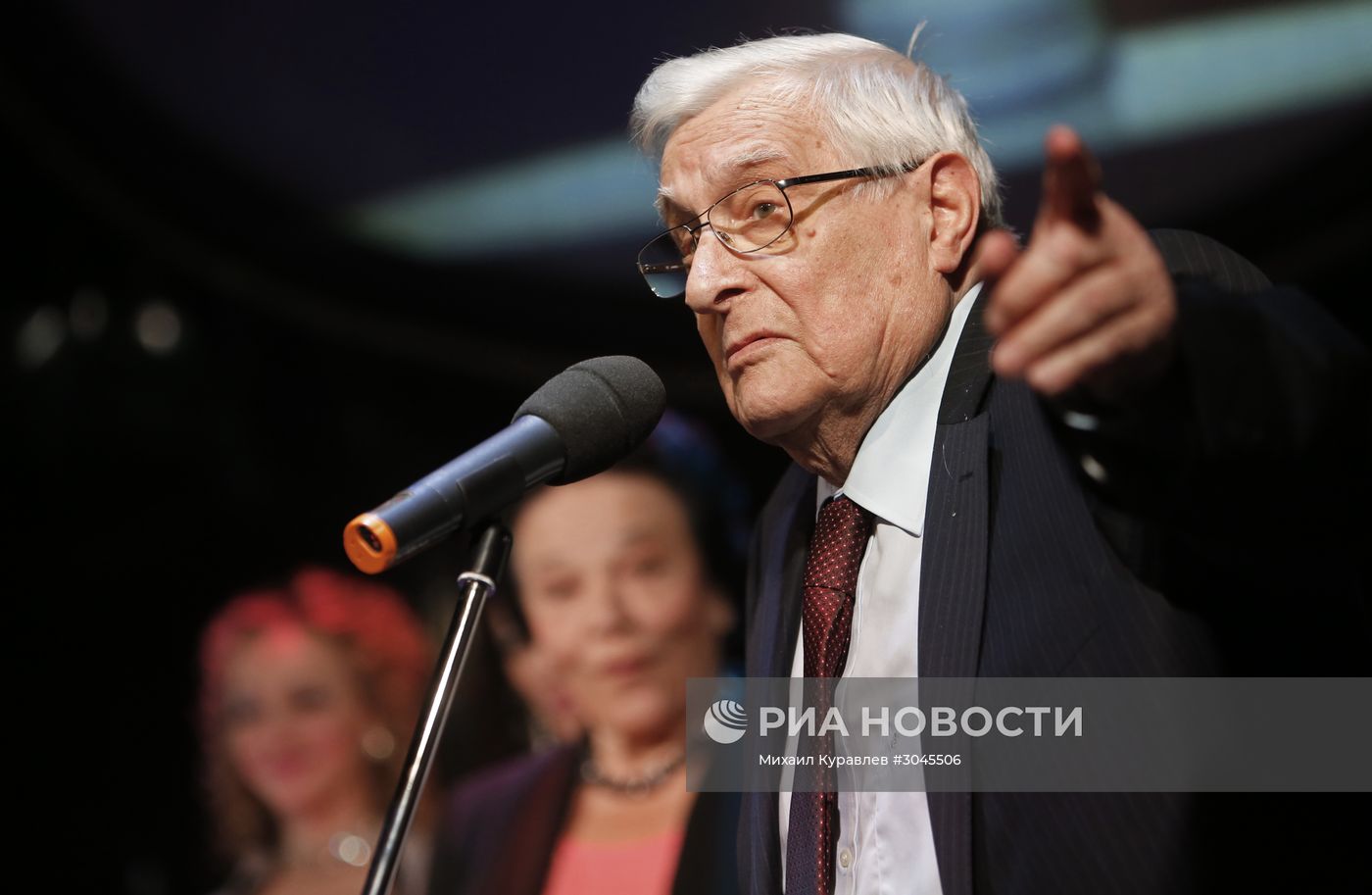Церемония вручения Российской национальной актерской премии им. Андрея Миронова "Фигаро" в Санкт-Петербурге