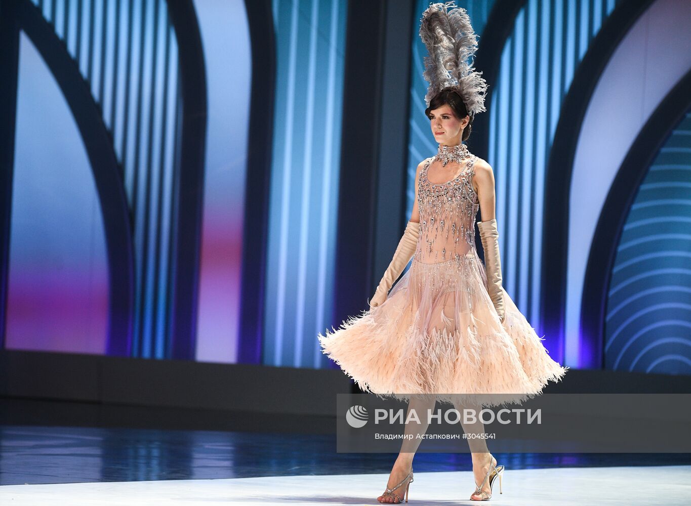 Праздничное шоу Валентина Юдашкина