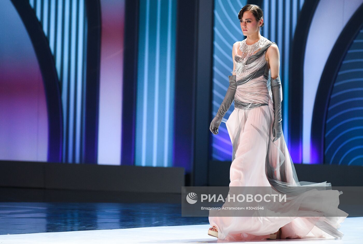 Праздничное шоу Валентина Юдашкина