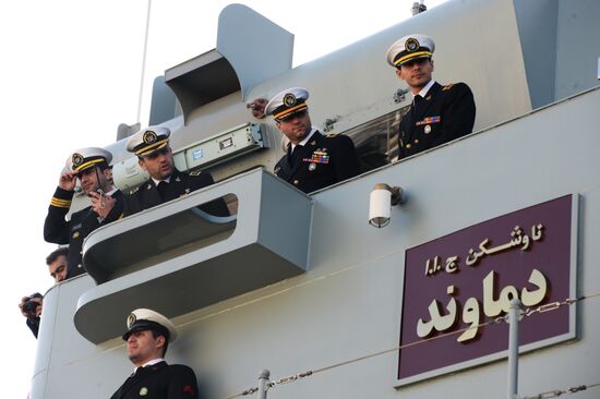 Прибытие отряда кораблей Военно-морских сил Ирана в порт Махачкалы