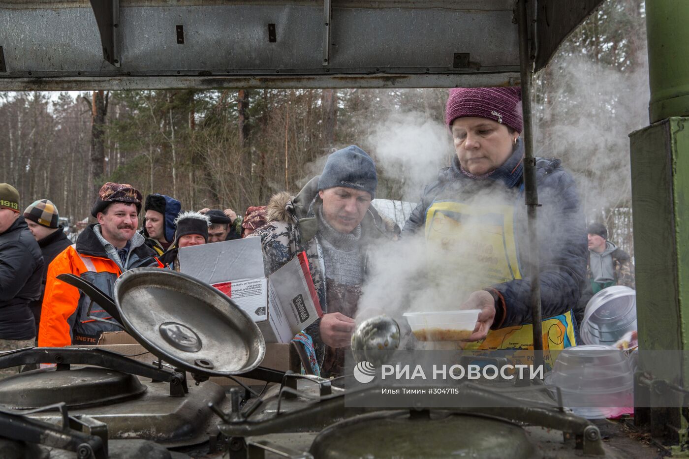 Соревнования по зимней рыбалке "Золотая лунка" в Карелии