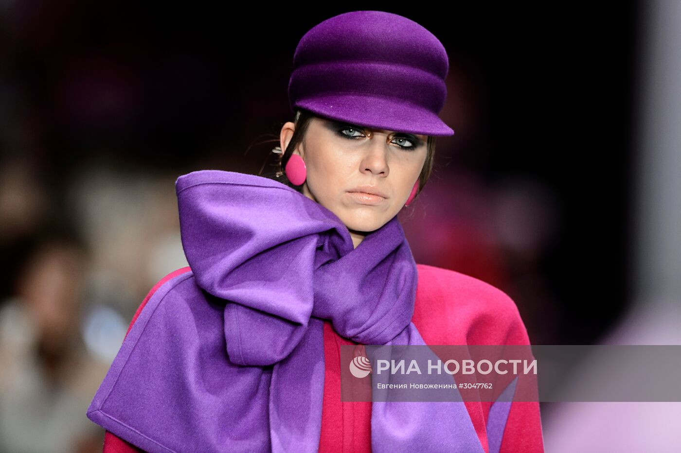 Неделя моды Mercedes-Benz Fashion Week Russia. Сезон Осень-Зима 2017-2018. День первый