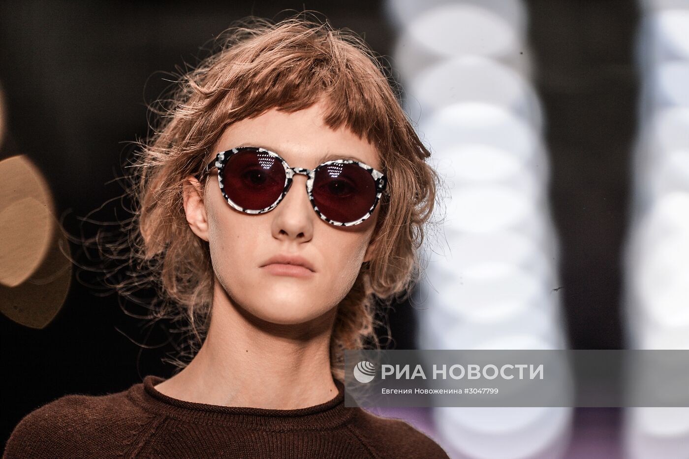 Неделя моды Mercedes-Benz Fashion Week Russia. Сезон Осень-Зима 2017-2018. День первый