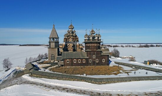 Музей-заповедник "Кижи" в Карелии