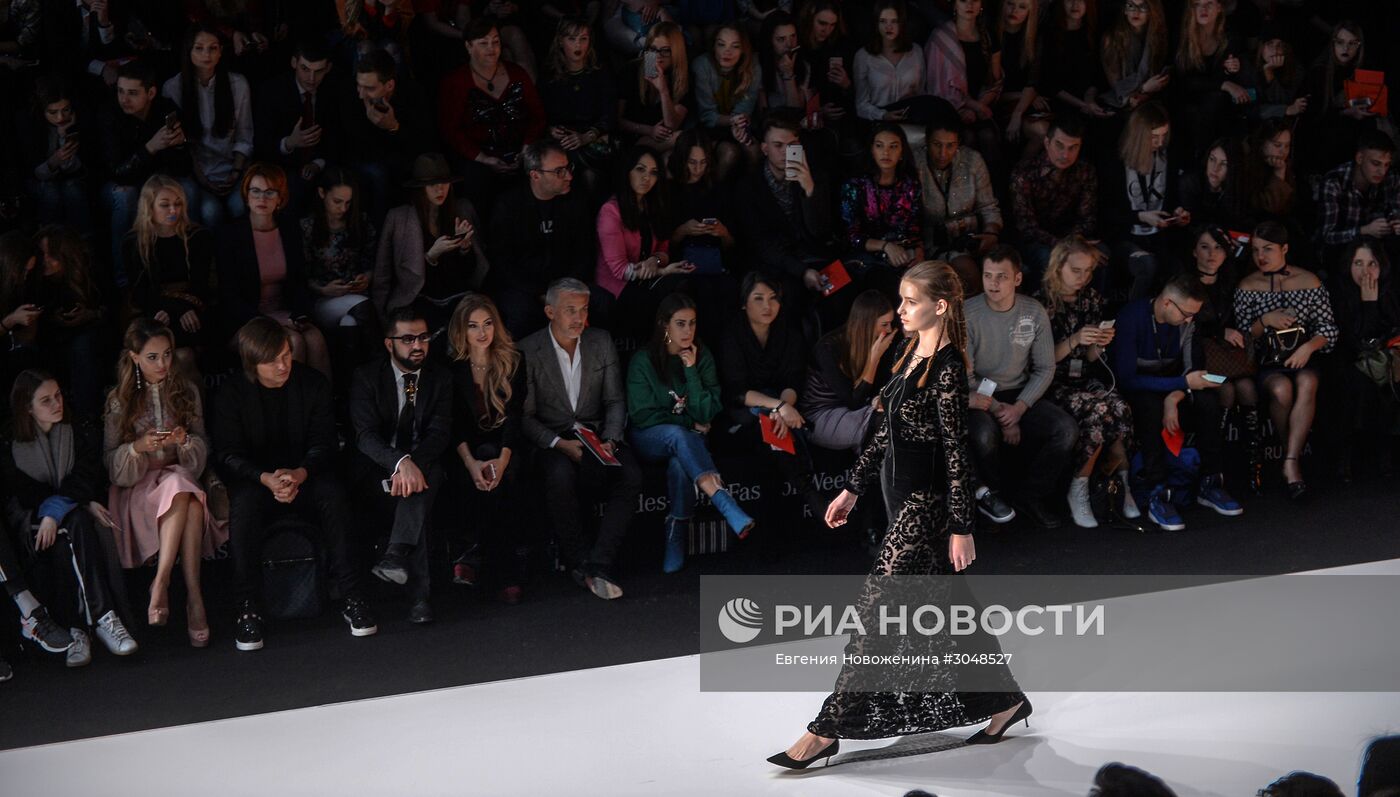 Mercedes-Benz Fashion Week Russia. Сезон Осень-Зима 2017-2018. День второй