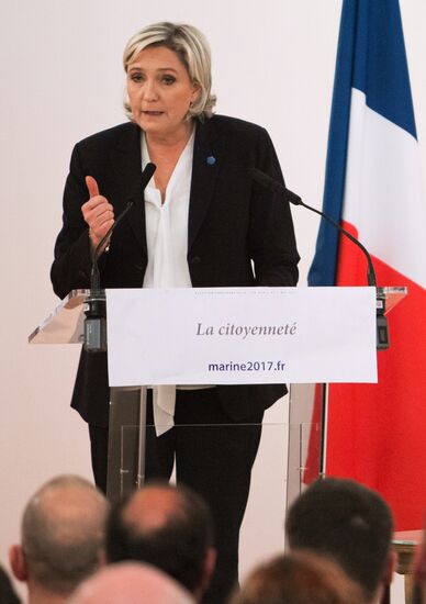 Пресс-конференция Марин Ле Пен в Париже