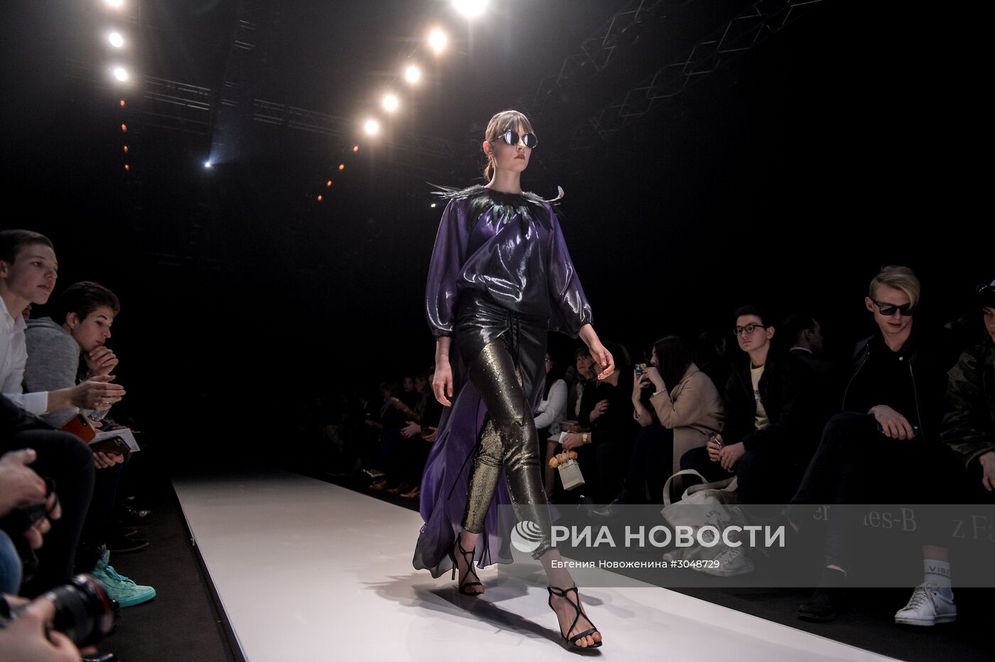 Mercedes-Benz Fashion Week Russia. Сезон Осень-Зима 2017-2018. День второй