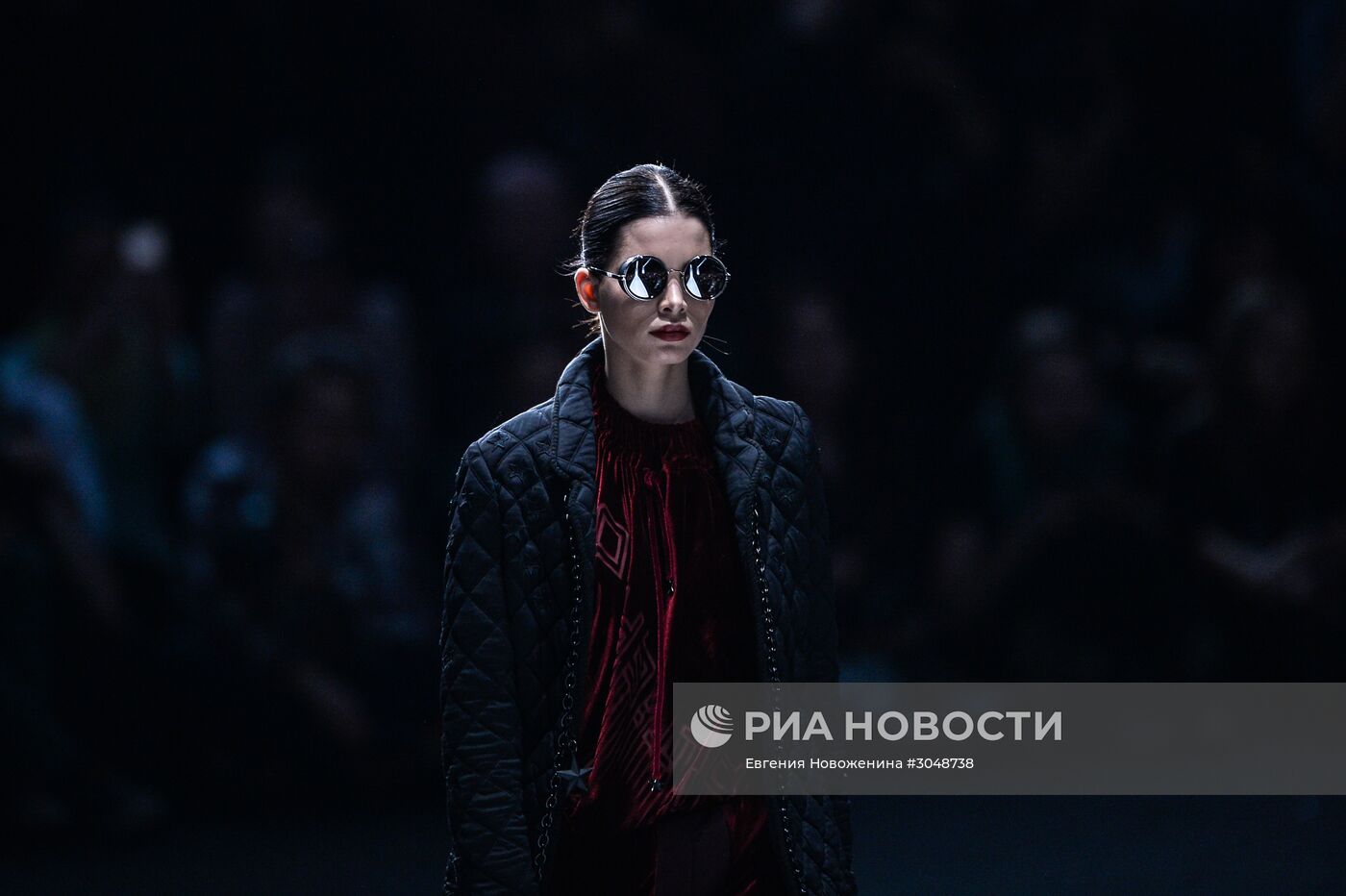 Mercedes-Benz Fashion Week Russia. Сезон Осень-Зима 2017-2018. День второй