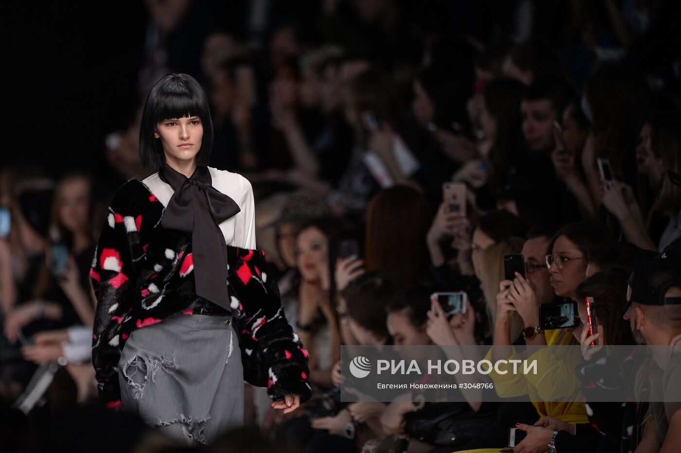 Mercedes-Benz Fashion Week Russia. Сезон Осень-Зима 2017-2018. День второй