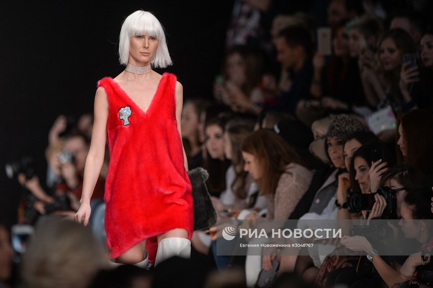 Mercedes-Benz Fashion Week Russia. Сезон Осень-Зима 2017-2018. День второй