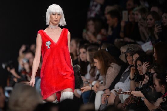 Mercedes-Benz Fashion Week Russia. Сезон Осень-Зима 2017-2018. День второй