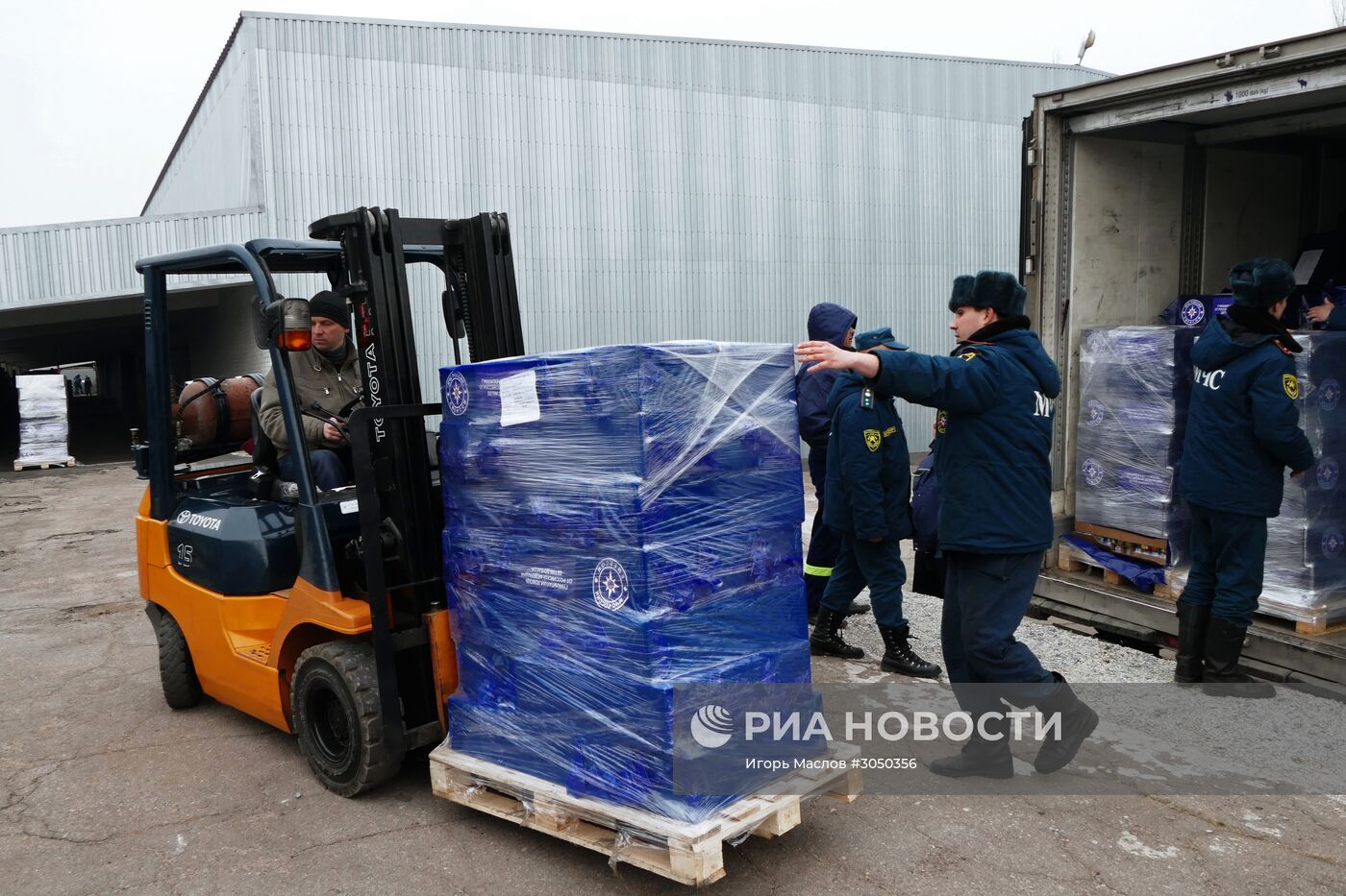 62-й гуманитарный конвой из России прибыл в Донецк