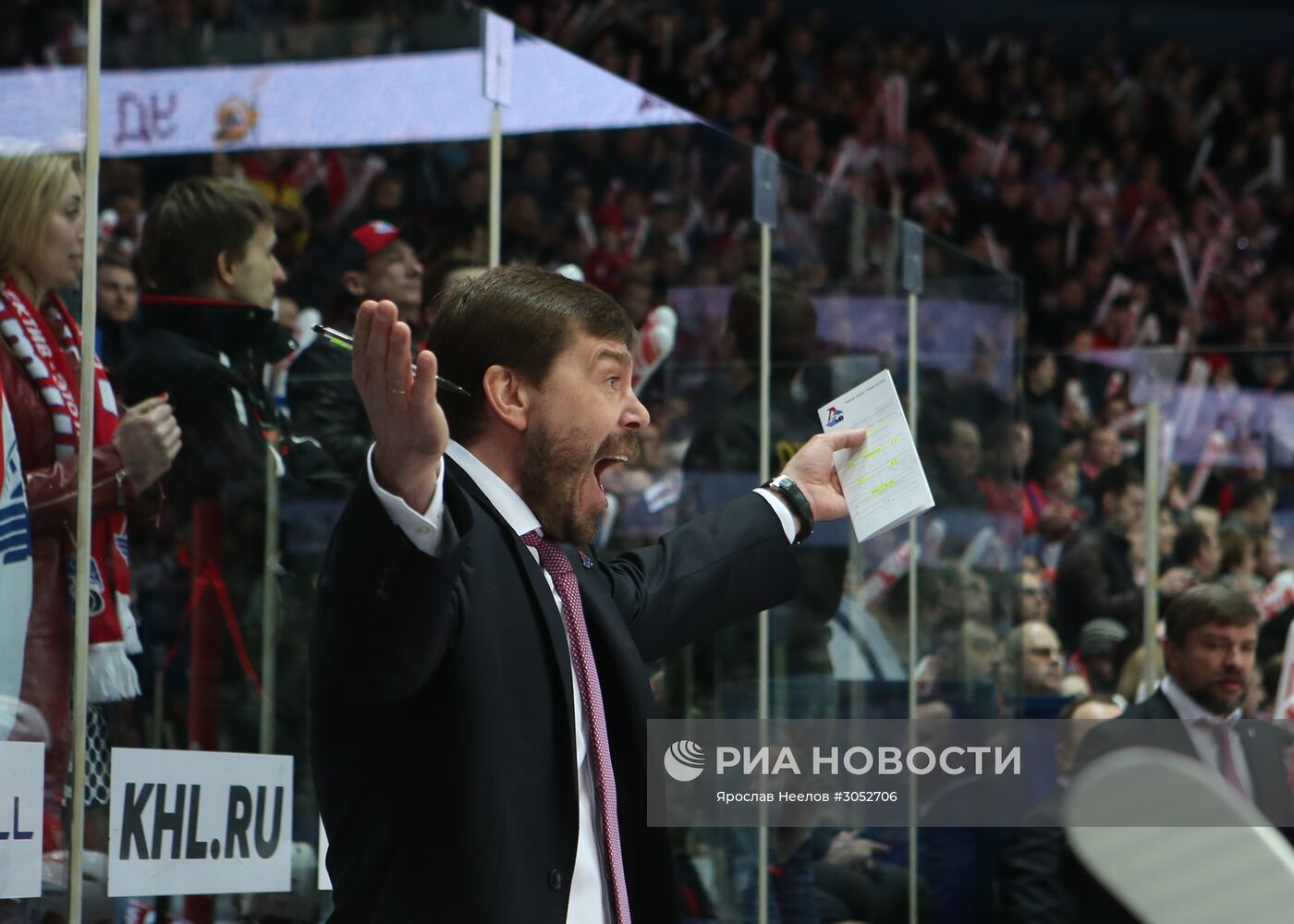 Хоккей. КХЛ. Матч "Локомотив" - ЦСКА