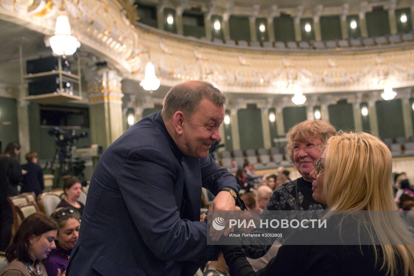 Генеральному директору Большого театра В. Урину исполняется 70 лет