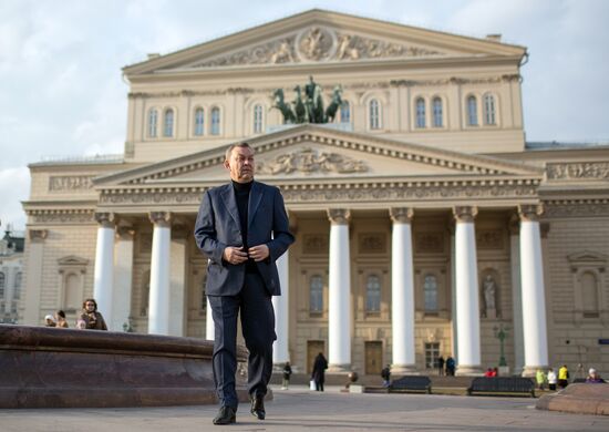 Генеральному директору Большого театра В. Урину исполняется 70 лет