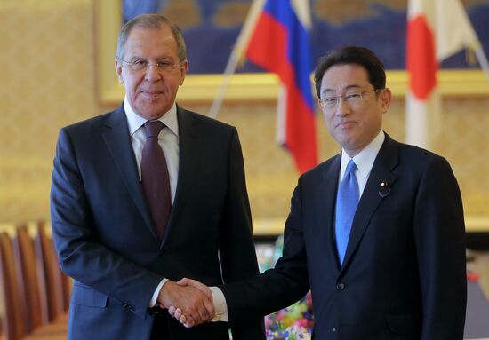 Визит главы МИД РФ С. Лаврова и министра обороны РФ С. Шойгу в Японию