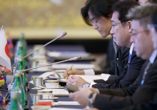 Визит главы МИД РФ С. Лаврова и министра обороны РФ С. Шойгу в Японию