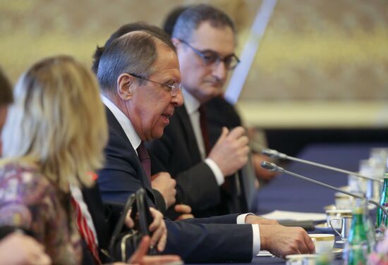 Визит главы МИД РФ С. Лаврова и министра обороны РФ С. Шойгу в Японию