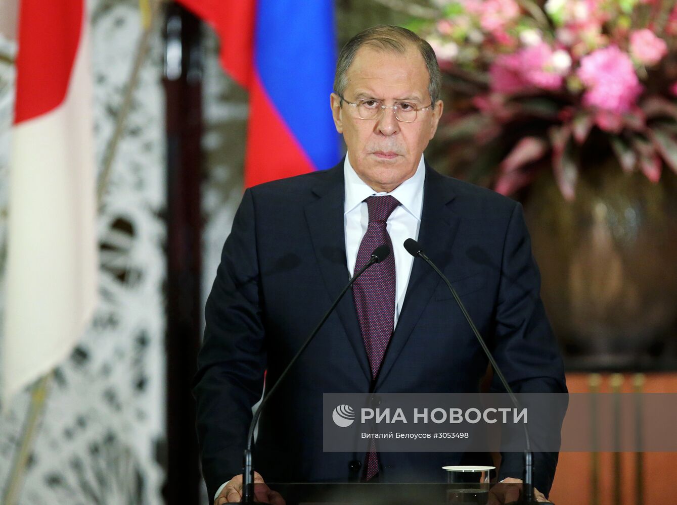 Визит главы МИД РФ С. Лаврова и министра обороны РФ С. Шойгу в Японию