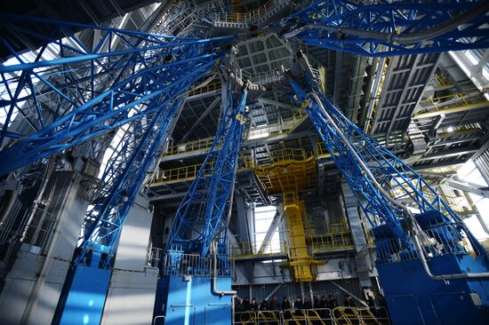 Рабочая поездка вице-премьера РФ Д. Рогозина на космодром Восточный