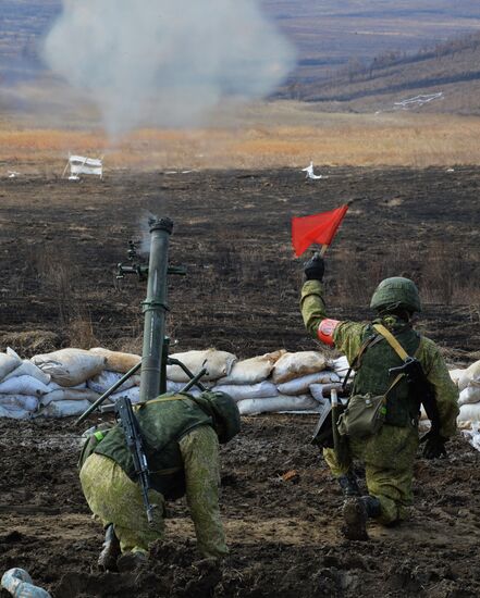 Артиллерийские учения в Приморском крае