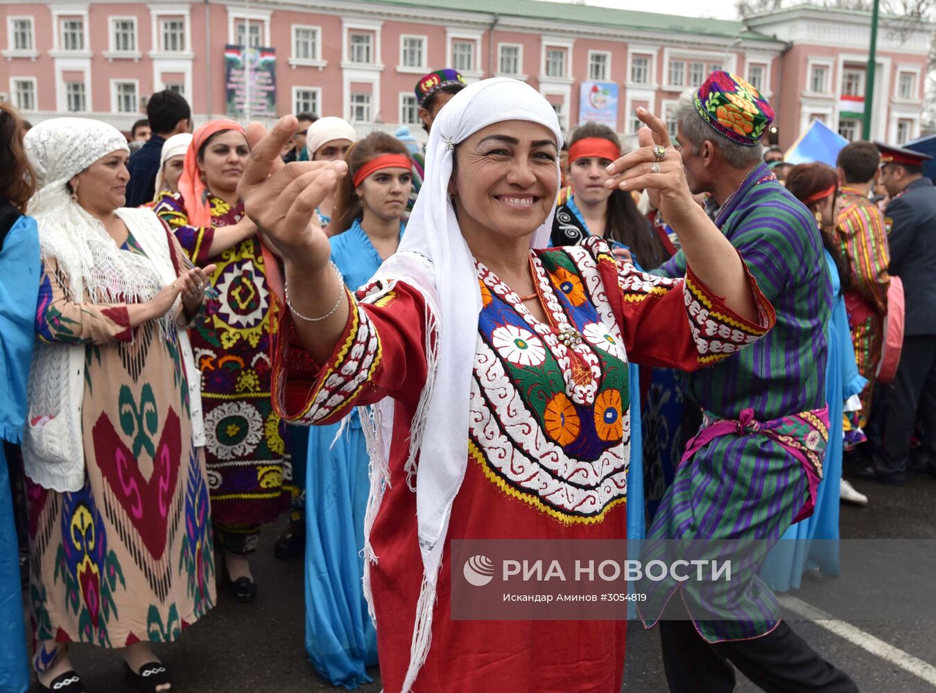 Празднование Навруза в Таджикистане