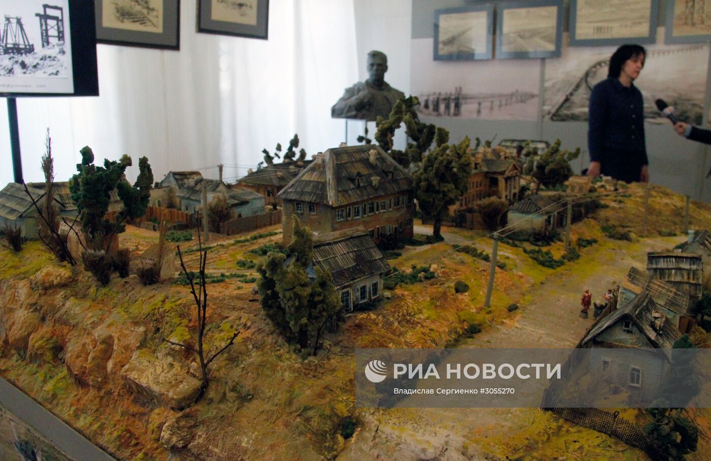 Открытие выставки "Крымский мост. Фантастическая реальность" в Керчи