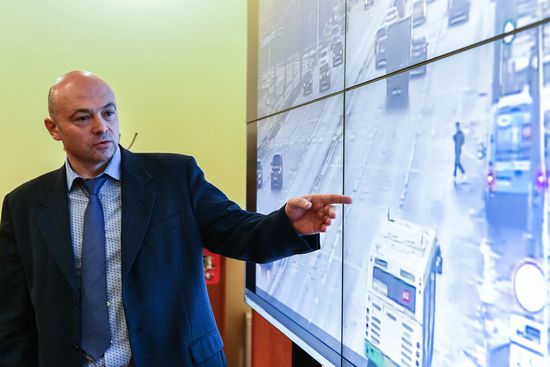 Презентация системы удаленного контроля транспортных объектов Москвы