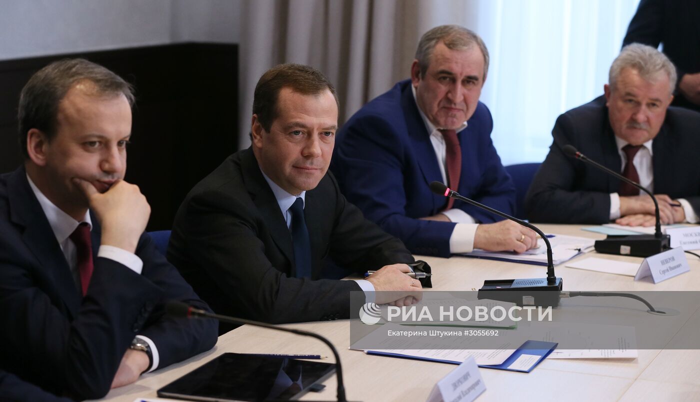 Встреча премьер-министра РФ Д. Медведева с представителями малого и среднего бизнеса в сфере автоперевозок