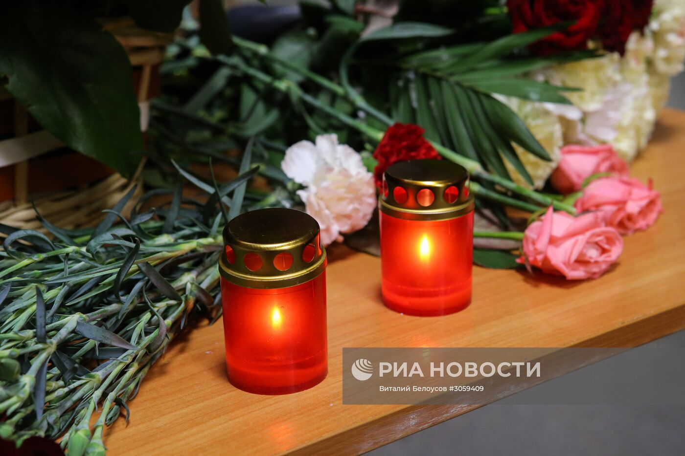 Москва вспоминает жертв терактов на "Парке культуры" и "Лубянке"