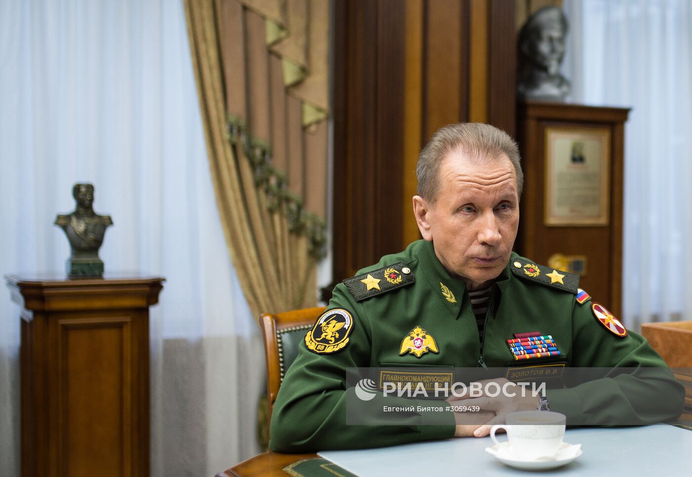 Главнокомандующий войсками национальной гвардии РФ Виктор Золотов