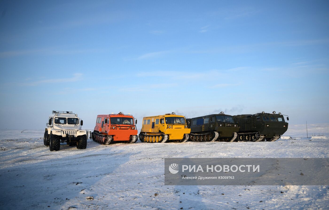 Рабочая поездка президента РФ В. Путина и премьер-министра РФ Д. Медведева в Северо-Западный федеральный округ