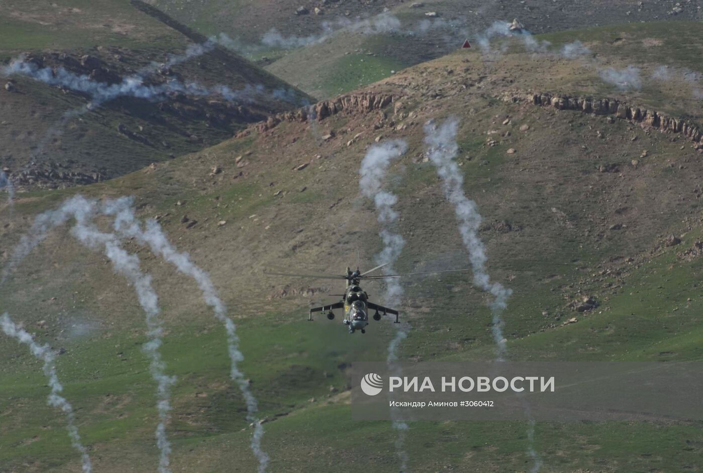 Российско-таджикские военные учения в Хатлонской области