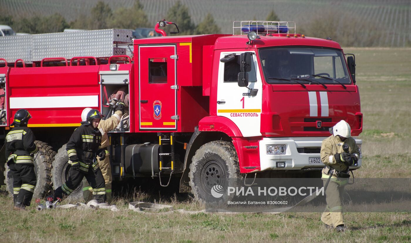 Учения по ликвидации крупного лесного пожара в Севастополе