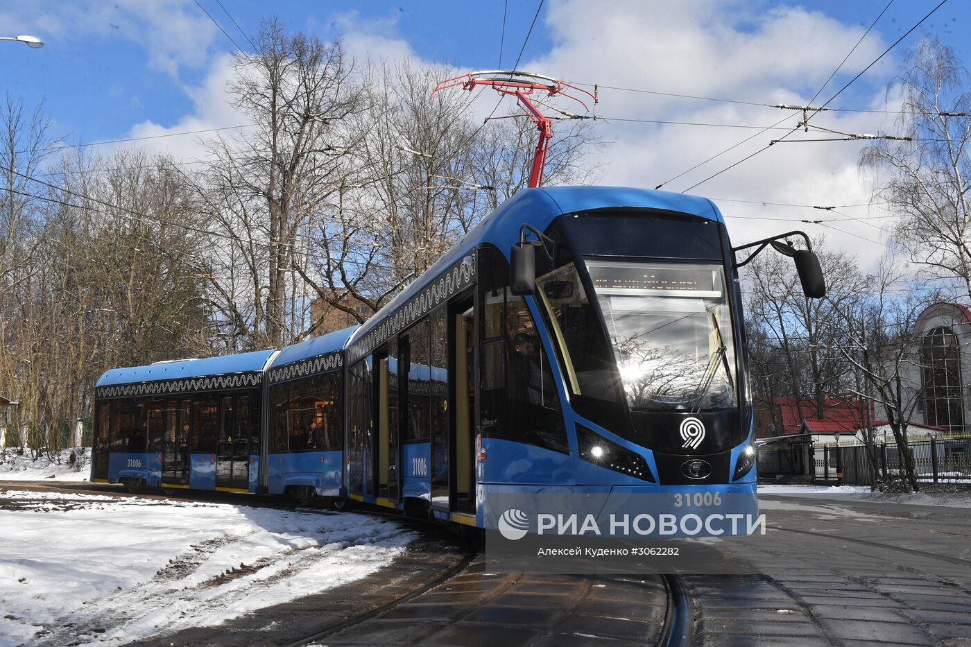 В Москве начали курсировать трамваи нового поколения "Витязь-М"