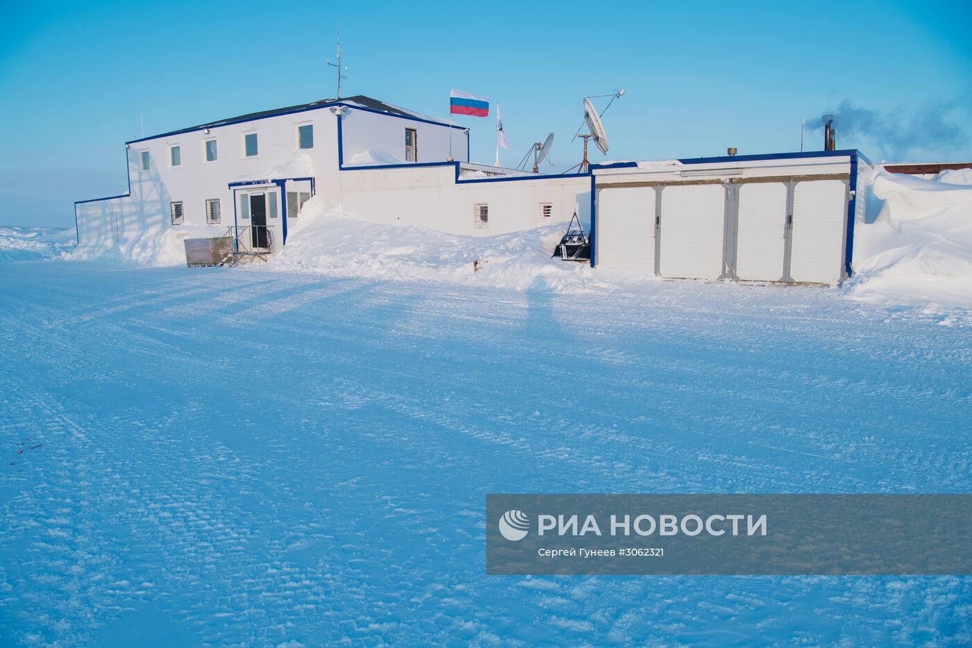 Рабочая поездка президента РФ В. Путина и премьер-министра РФ Д. Медведева в Северо-Западный федеральный округ