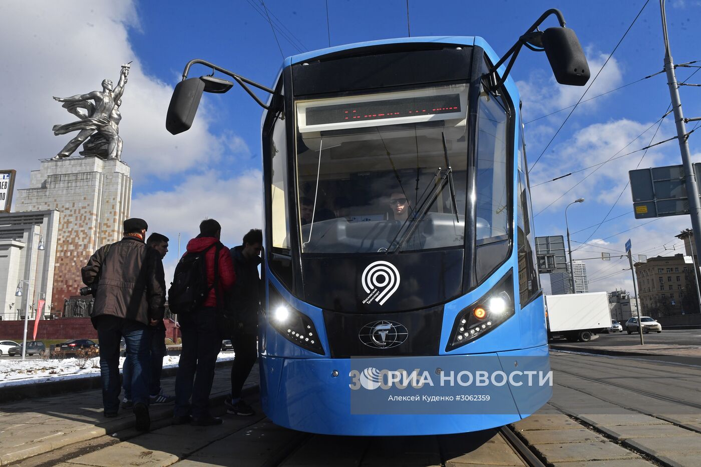 В Москве начали курсировать трамваи нового поколения "Витязь-М"